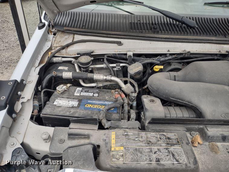 image for item DR8282 2015 Ford E450 Super Duty El Dorado  shuttle bus