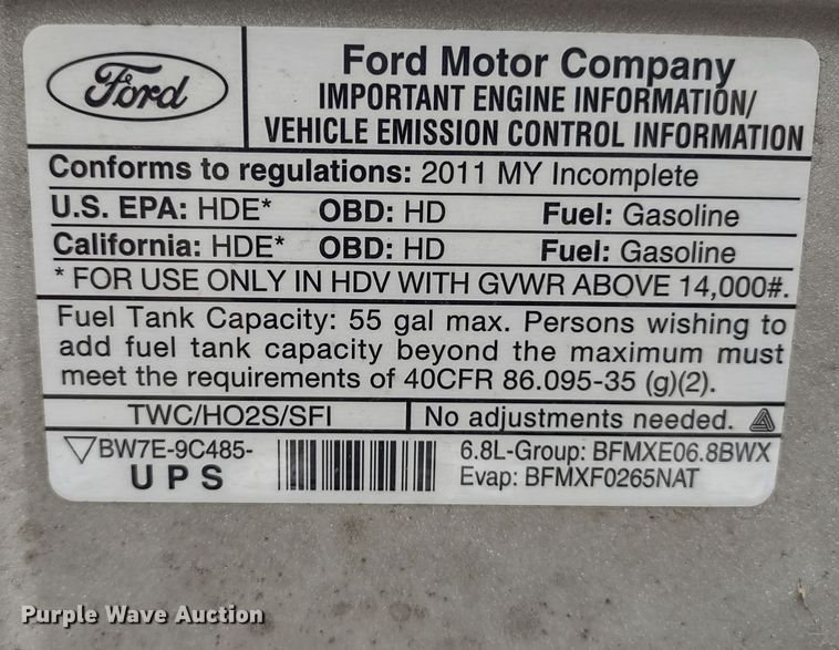 image for item DR8283 2011 Ford E450 Super Duty  shuttle bus