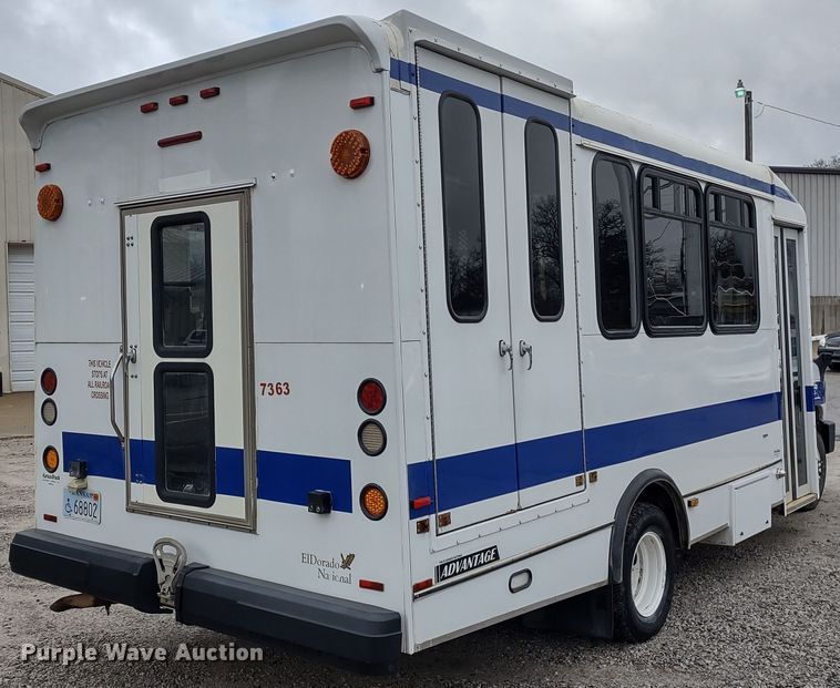 image for item DR8284 2015 Ford E450 Super Duty El Dorado  shuttle bus