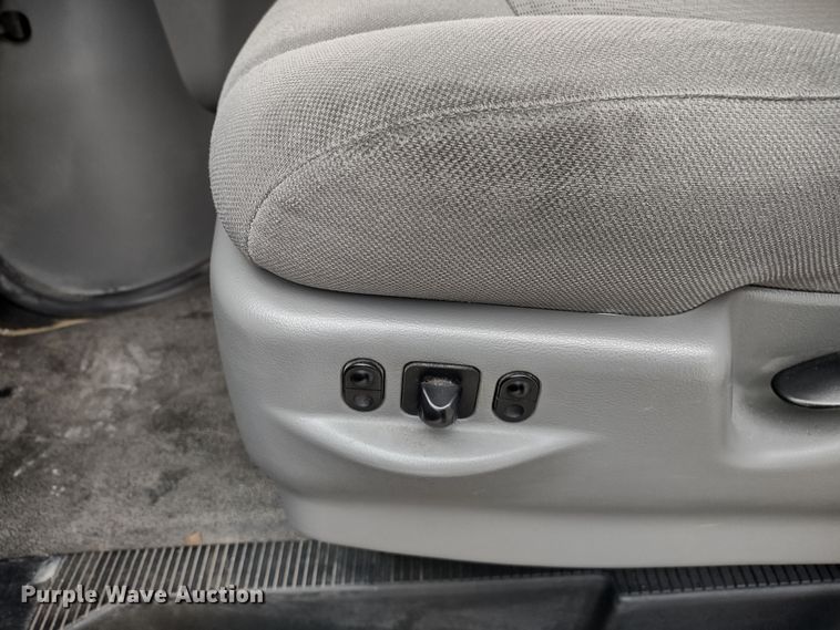 image for item DR8284 2015 Ford E450 Super Duty El Dorado  shuttle bus