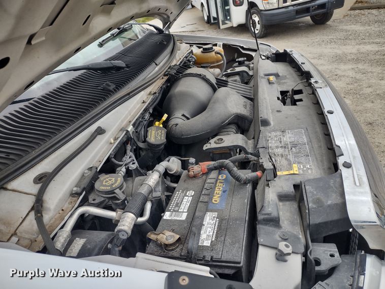 image for item DR8284 2015 Ford E450 Super Duty El Dorado  shuttle bus