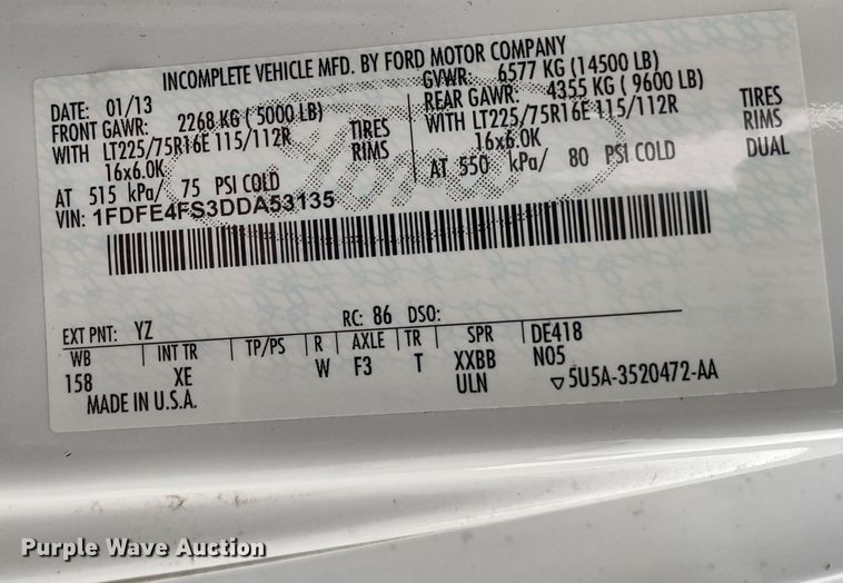 image for item DR8285 2013 Ford E450 Super Duty  shuttle bus