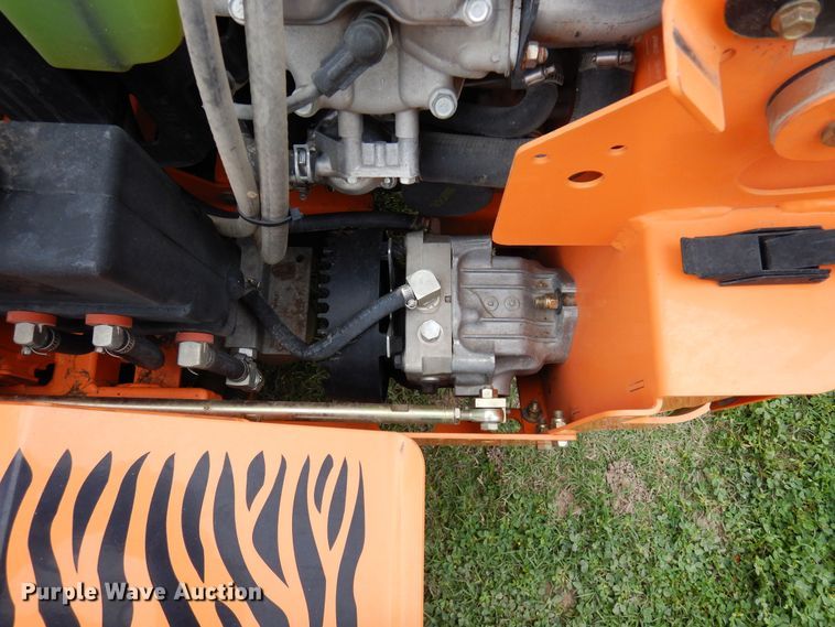 image for item HB9766 2019 Scag Turf Tiger II  lawn mower