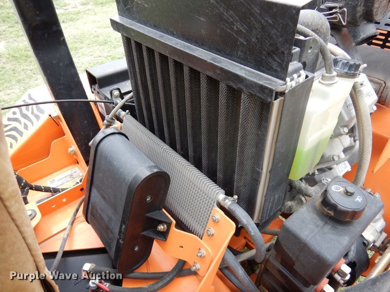 image for item HB9766 2019 Scag Turf Tiger II  lawn mower