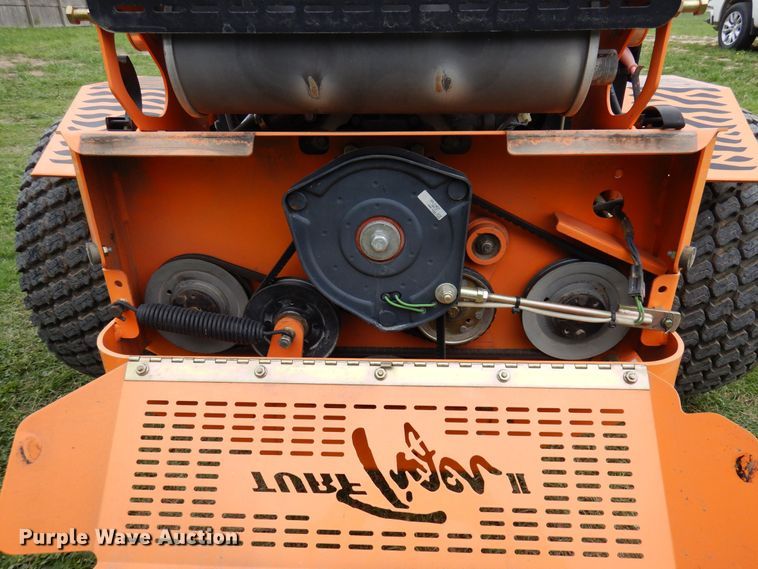 image for item HB9766 2019 Scag Turf Tiger II  lawn mower