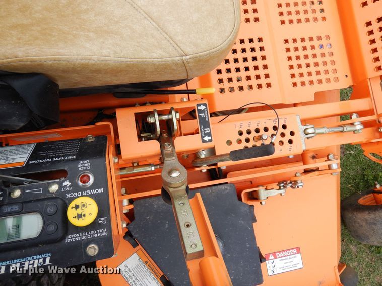 image for item HB9766 2019 Scag Turf Tiger II  lawn mower