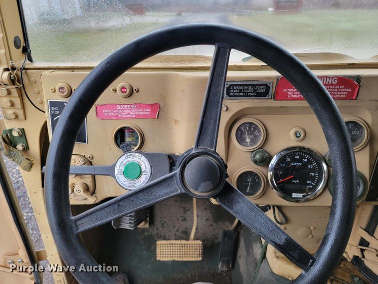 image for item HG9439 2006 Am General M1097R1  HMMWV SUV