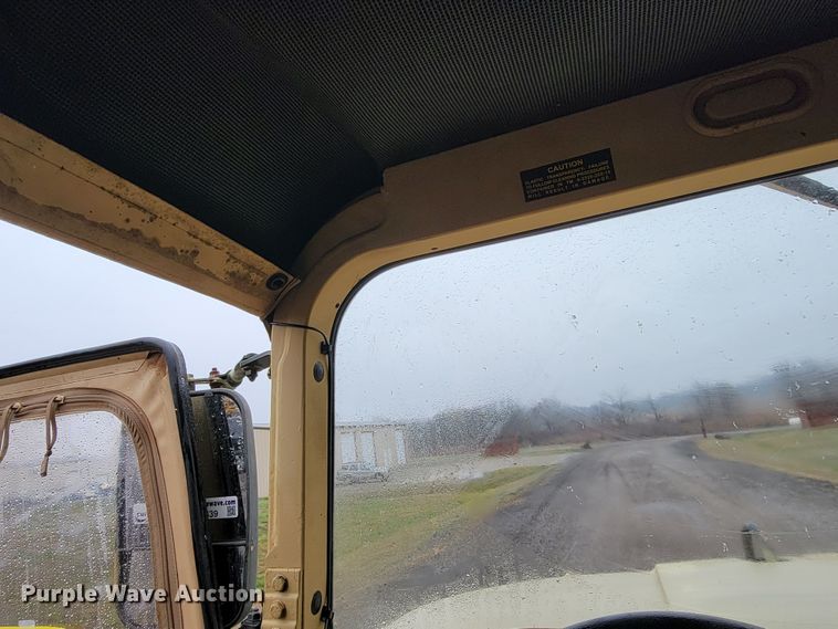 image for item HG9439 2006 Am General M1097R1  HMMWV SUV