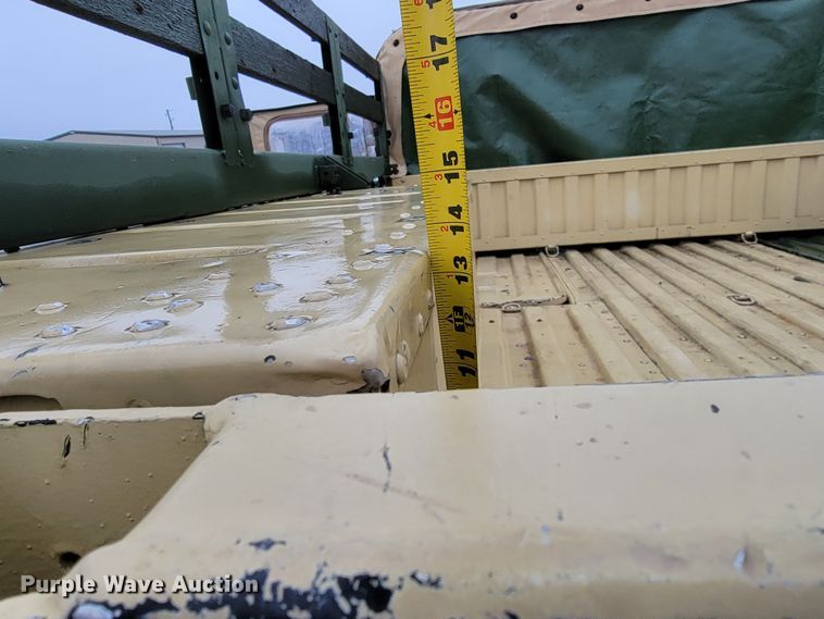 image for item HG9439 2006 Am General M1097R1  HMMWV SUV