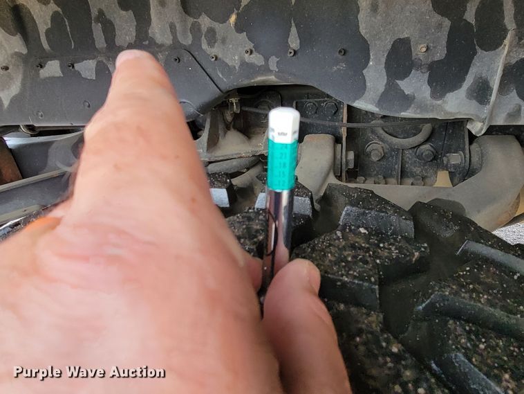 image for item HG9439 2006 Am General M1097R1  HMMWV SUV