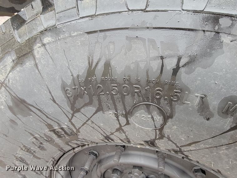 image for item HG9439 2006 Am General M1097R1  HMMWV SUV