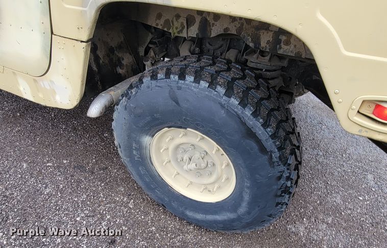 image for item HG9439 2006 Am General M1097R1  HMMWV SUV