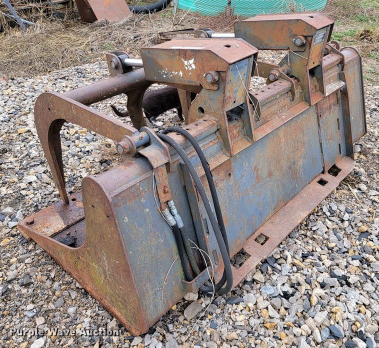 image for item HG9444 Ingersoll Rand  skid steer grapple bucket