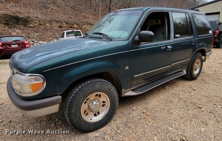 image for item HG9453 1997 Ford Explorer  SUV