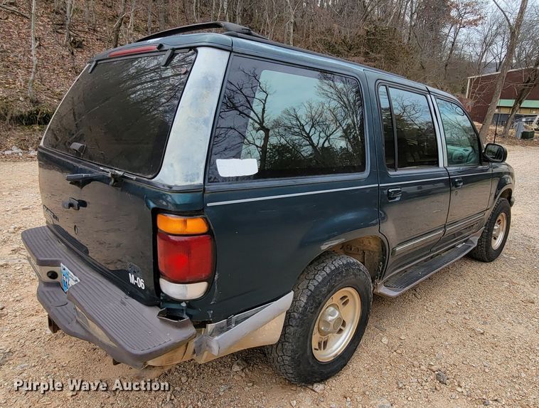 image for item HG9453 1997 Ford Explorer  SUV