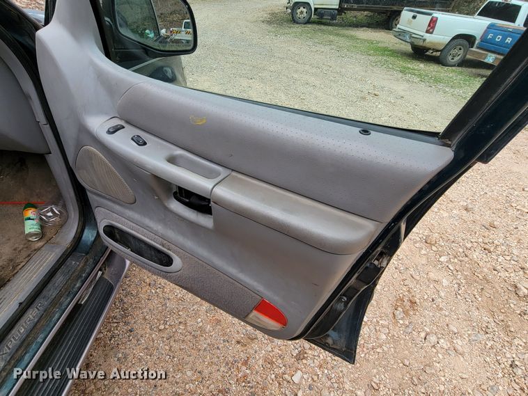 image for item HG9453 1997 Ford Explorer  SUV