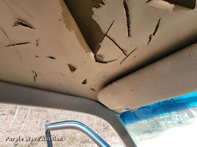 image for item HG9453 1997 Ford Explorer  SUV