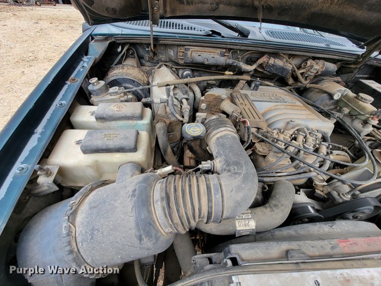 image for item HG9453 1997 Ford Explorer  SUV