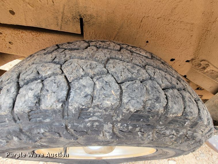 image for item HG9453 1997 Ford Explorer  SUV