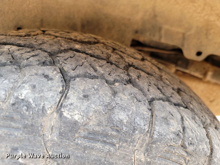 image for item HG9453 1997 Ford Explorer  SUV