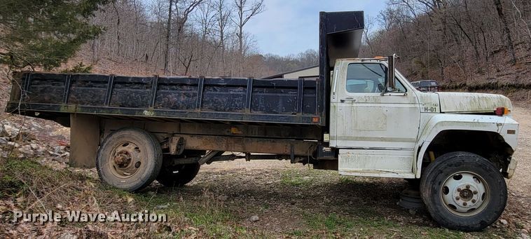 image for item HG9454 1987 Ford F600  dump truck