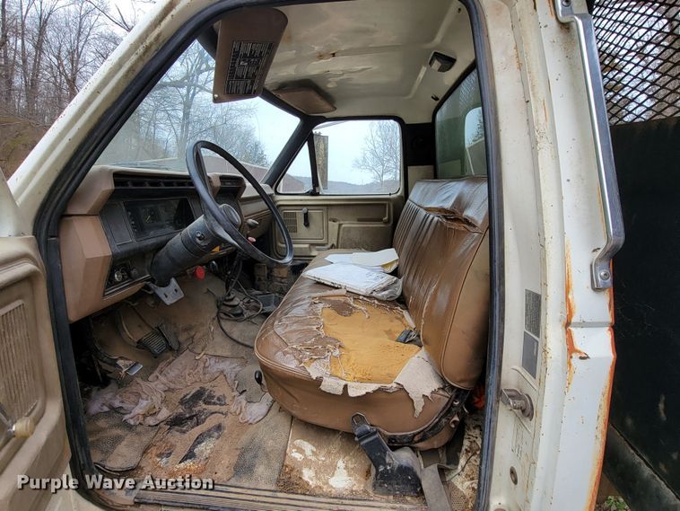 image for item HG9454 1987 Ford F600  dump truck