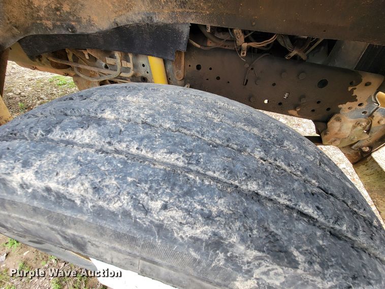 image for item HG9454 1987 Ford F600  dump truck