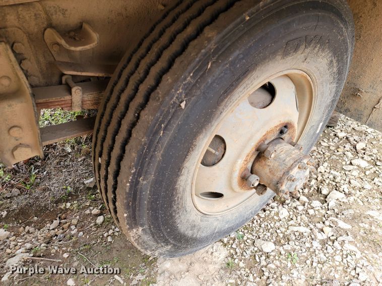 image for item HG9454 1987 Ford F600  dump truck