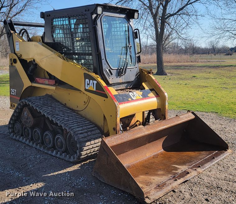 image for item HG9457 2003 Caterpillar 257  tracked skid steer loader