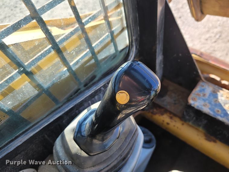 image for item HG9457 2003 Caterpillar 257  tracked skid steer loader