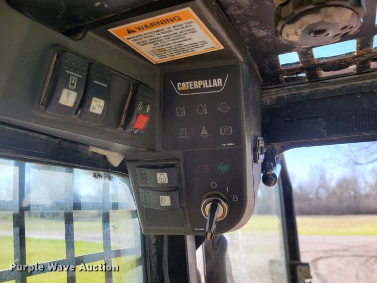 image for item HG9457 2003 Caterpillar 257  tracked skid steer loader