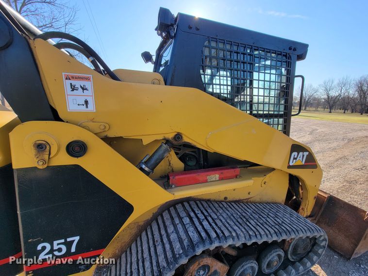 image for item HG9457 2003 Caterpillar 257  tracked skid steer loader