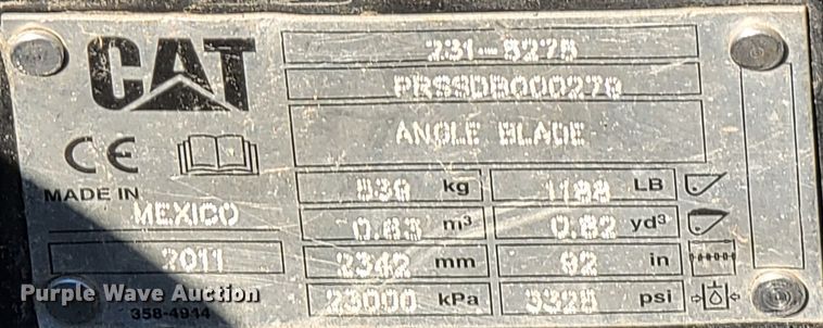 image for item HG9467 2011 Caterpillar  skid steer dozer blade