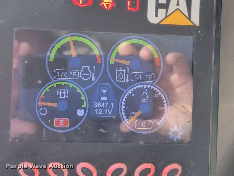 image for item HG9475 2014 Caterpillar 299D  tracked skid steer loader