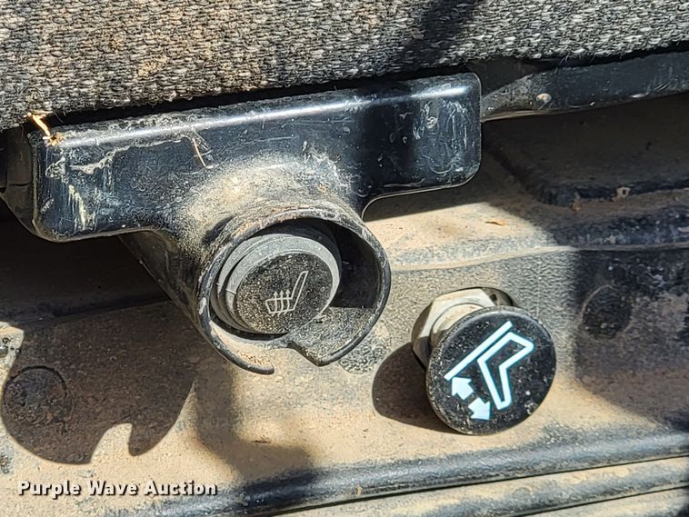 image for item HG9475 2014 Caterpillar 299D  tracked skid steer loader