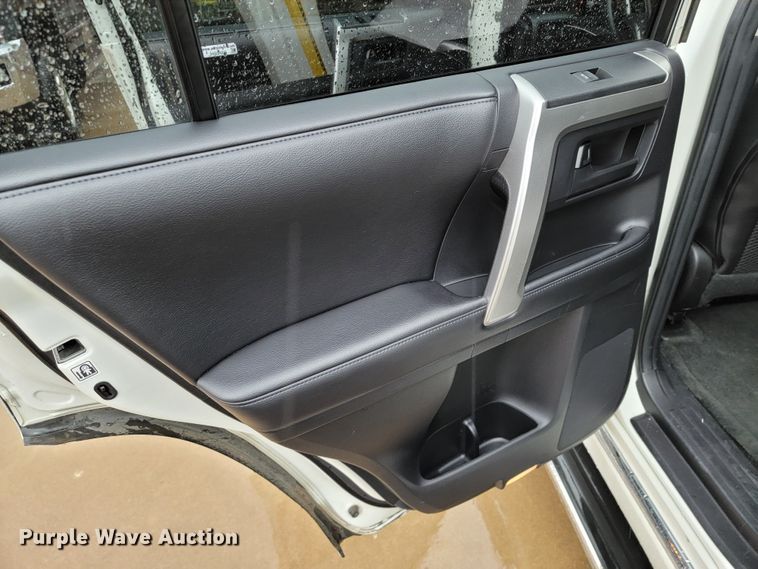 image for item HG9480 2013 Toyota 4Runner Limited  SUV