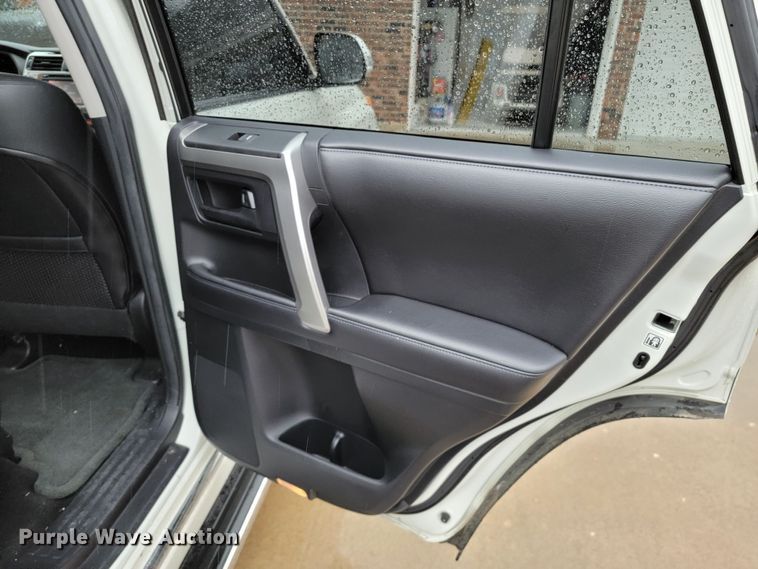 image for item HG9480 2013 Toyota 4Runner Limited  SUV