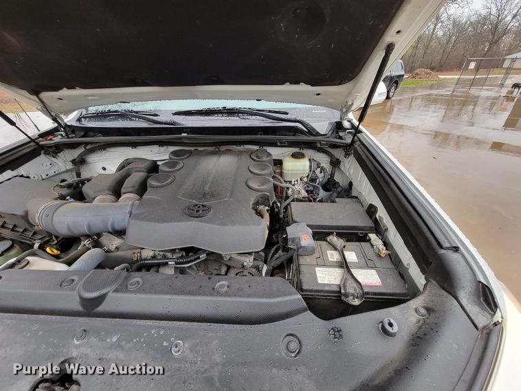 image for item HG9480 2013 Toyota 4Runner Limited  SUV