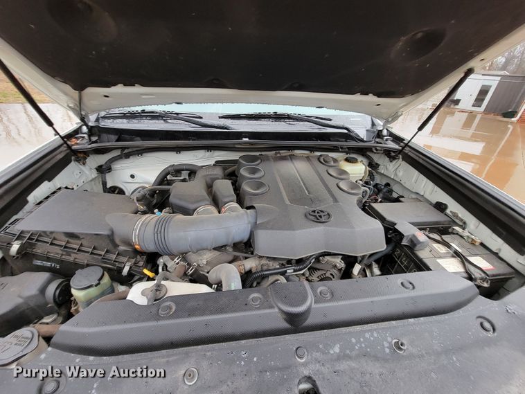 image for item HG9480 2013 Toyota 4Runner Limited  SUV