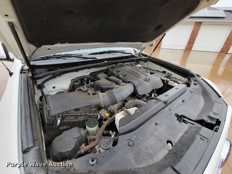 image for item HG9480 2013 Toyota 4Runner Limited  SUV