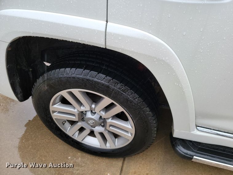 image for item HG9480 2013 Toyota 4Runner Limited  SUV