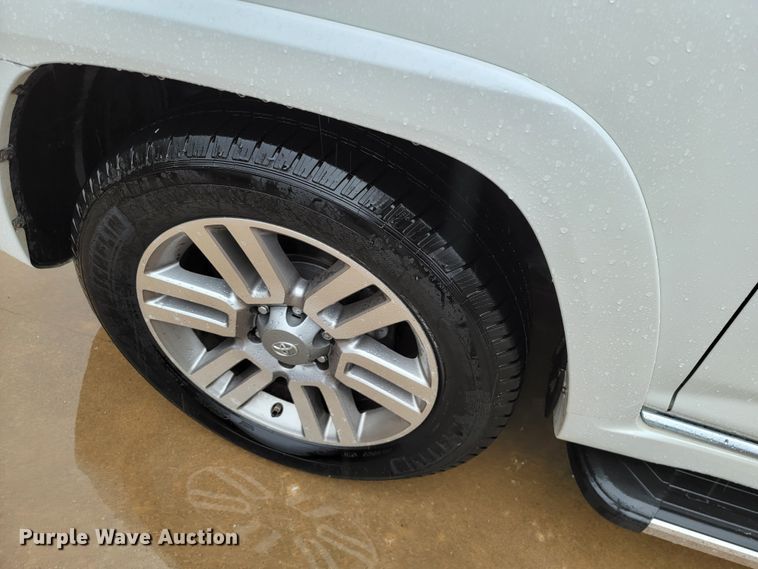 image for item HG9480 2013 Toyota 4Runner Limited  SUV