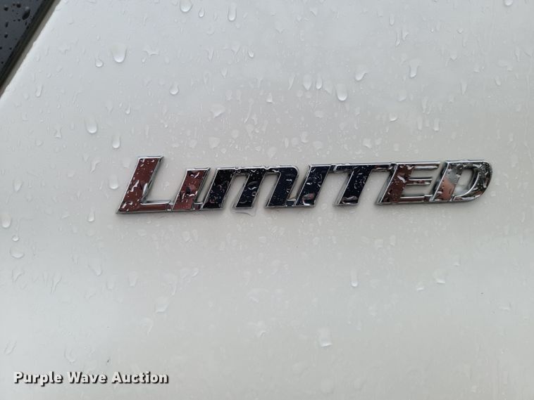 image for item HG9480 2013 Toyota 4Runner Limited  SUV