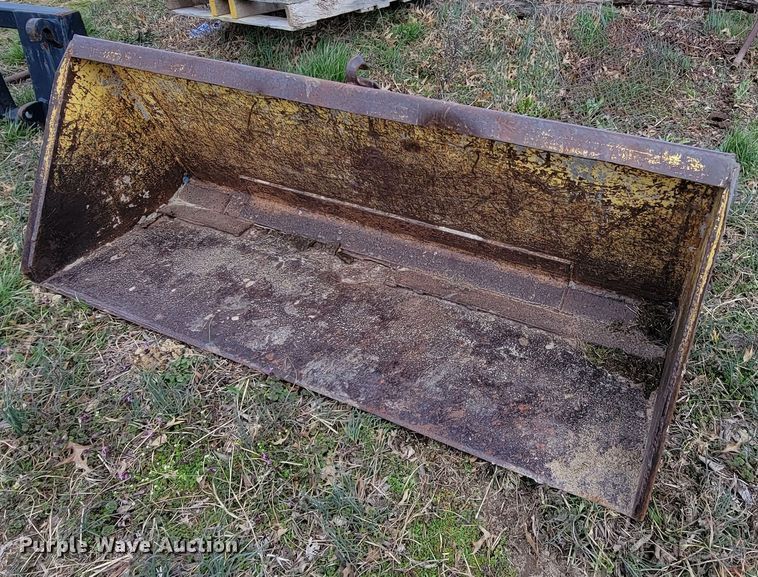 image for item HG9488 1977 New Holland L35  skid steer loader