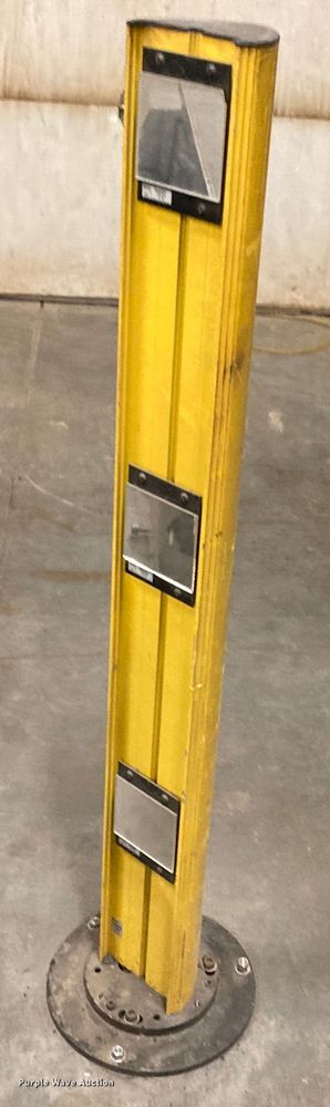 image for item HN9834 2016 RMT Kyson 510-2  fiber laser cutting system