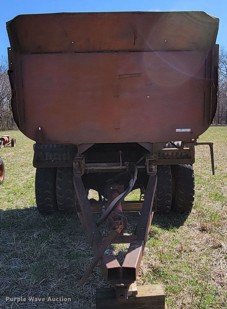 image for item HP9686 Shop built  end dump trailer