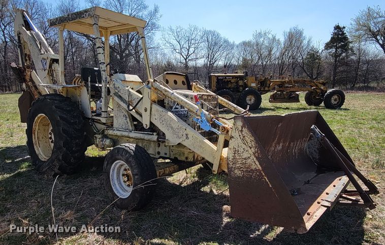 image for item HP9695 Ford 555B  backhoe
