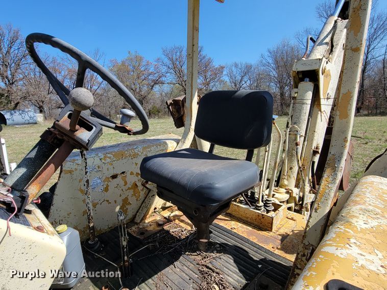 image for item HP9695 Ford 555B  backhoe