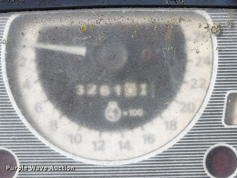 image for item HP9695 Ford 555B  backhoe