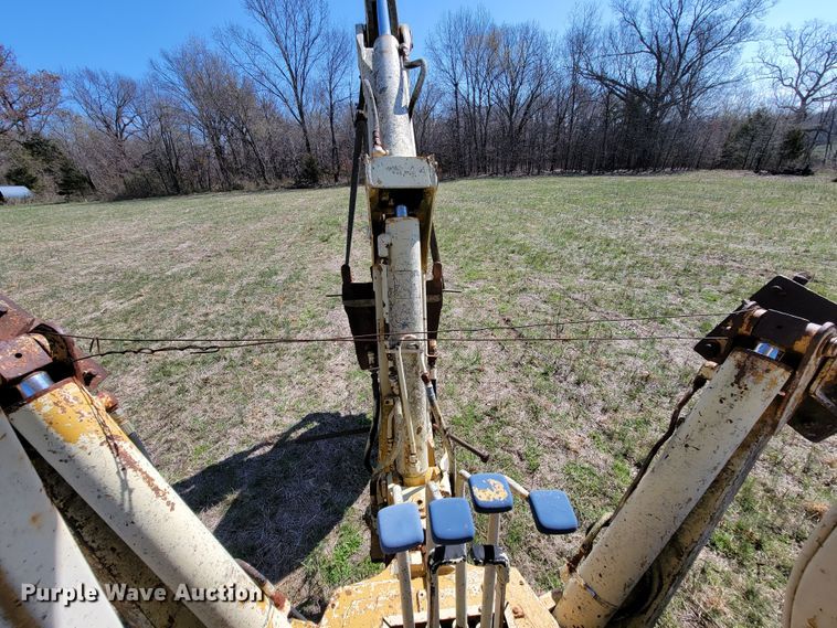 image for item HP9695 Ford 555B  backhoe